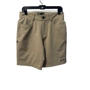 Men’s Oakley Golf Shorts. Size 30